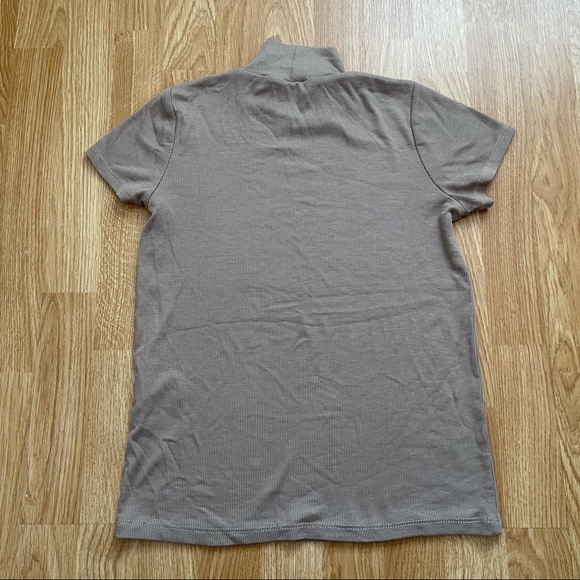 Zara Mock Neck Tee - Picture 3 of 4